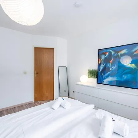 شقة Base - By Mynests