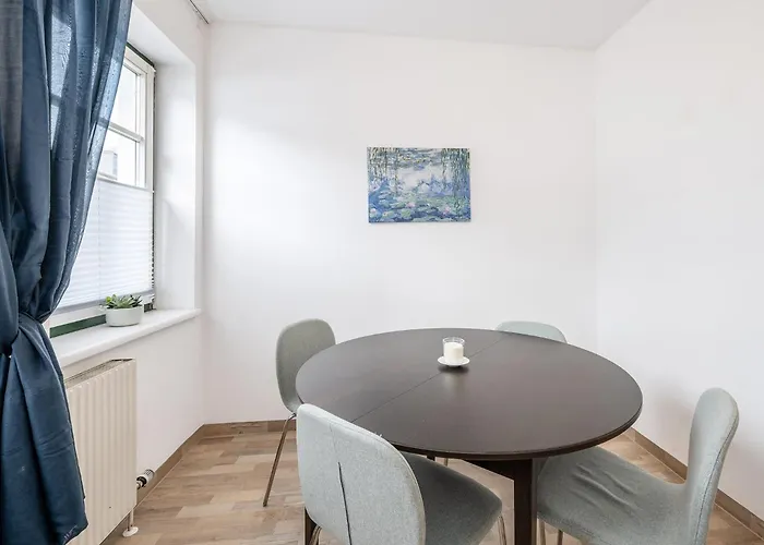 Apartman Base - By Mynests